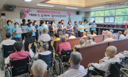 4-1어버이날행사.jpg